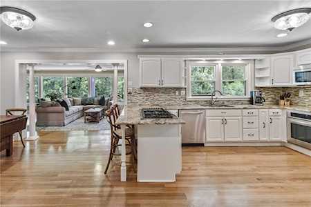 640 Valley Green Dr NE Atlanta, GA 30342