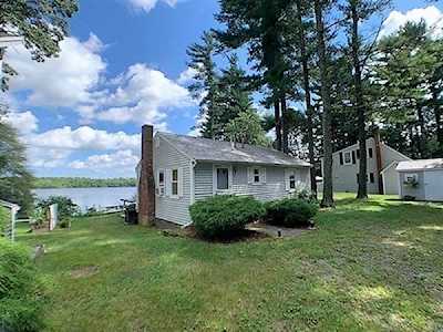 2 Shaw Rd #B Carver, MA 02330