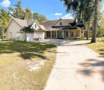 676 Lake Asbury Dr Green Cove Springs, FL 32043