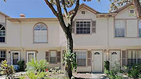 2203 Fletchers Point CIRCLE Tampa, FL 33613