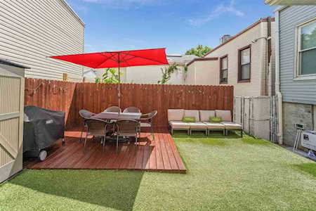 46 Pierce Ave Jersey City, NJ 07307