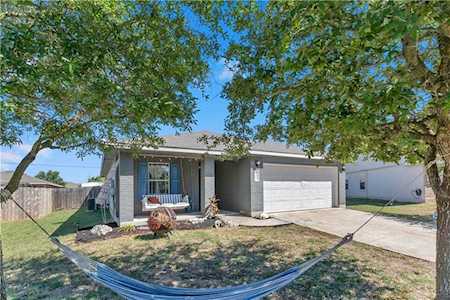 105 Paddington WAY Hutto, TX 78634