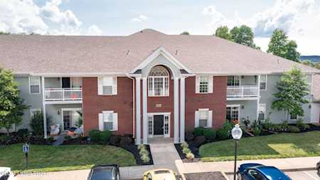 9604 Preston Spring Dr #204 Louisville, KY 40229