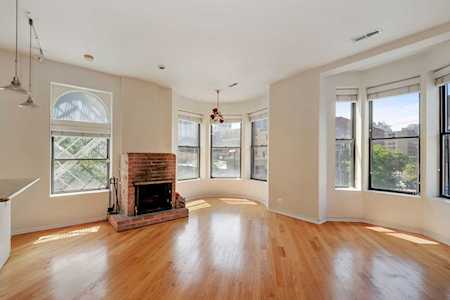 164 W Huron St #3A Chicago, IL 60654