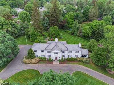 24 Dellwood Dr Madison Boro, NJ 07940