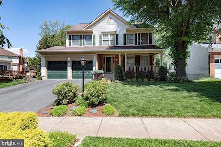 13608 Old Chatwood Chantilly, VA 20151