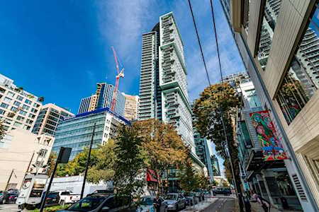 777 Richards Street #4307 Vancouver, BC V6B 0M6