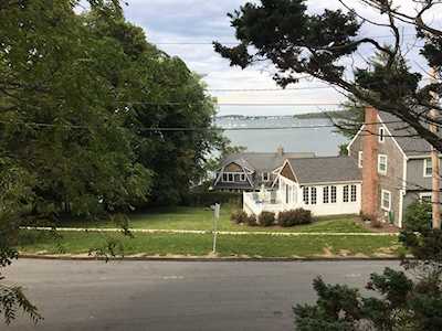 14 Governor Long Road Hingham, MA 02043