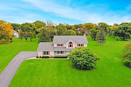 50 Seneca Ave W Hawthorn Woods, IL 60047