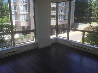 9623 Manchester Drive #208 Burnaby, BC V3N 4Y8