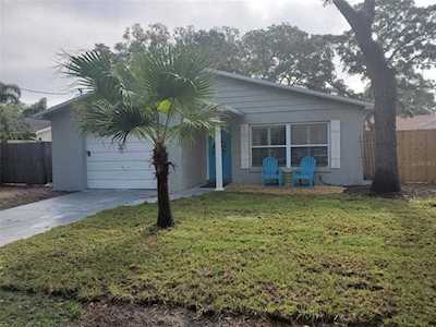 405 N Florida Ave Tarpon Springs, FL 34689