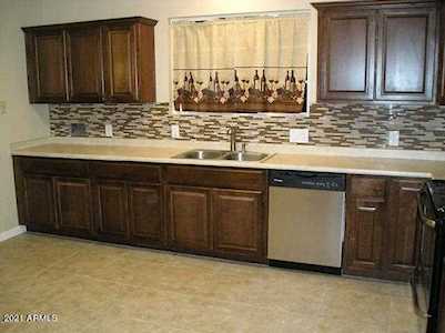 1040 W 6th Place Mesa, AZ 85201