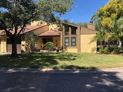 2101 Sunset Point Rd #706 Clearwater, FL 33765