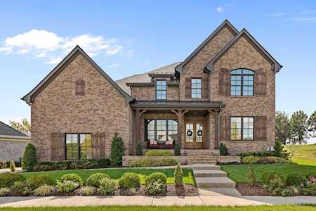 7086 Lanceleaf Dr College Grove, TN 37046