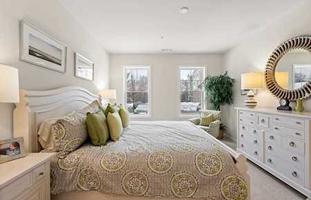 6 Overlook #103 Andover, MA 01810