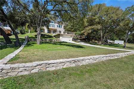 10502 Lakeside DR Jonestown, TX 78645