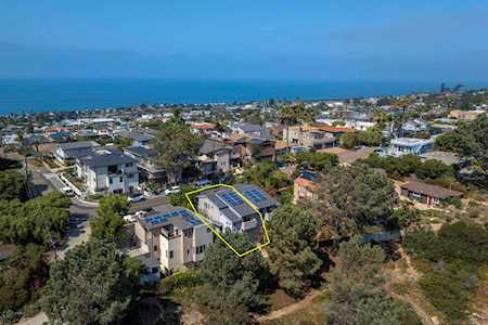 2179 Glasgow Ave Cardiff By The Sea, CA 92007