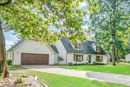 4687 E Woodland Acres Drive Syracuse, IN 46567