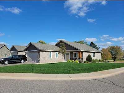 4001 Iris Court Rockford, MN 55373