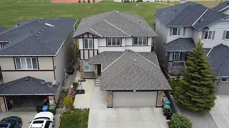 209 Pantego Rd Calgary, AB T3K 0B8