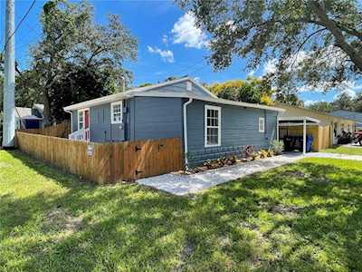 923 8th Ave SW Largo, FL 33770