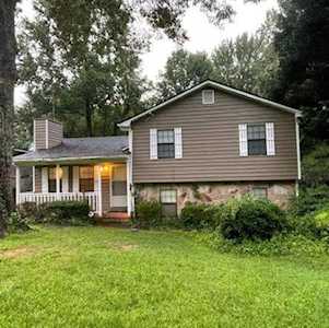 1465 Rock Springs Rd Buford, GA 30519