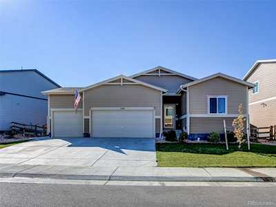 1090 Huntington Ave Dacono, CO 80514