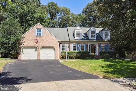 8127 Crimson Ct Pasadena, MD 21122