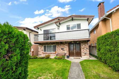 6917 Gladstone Street Vancouver, BC V5P 4G4