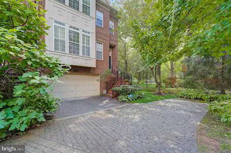 215 Halpine Walk Ct Rockville, MD 20851