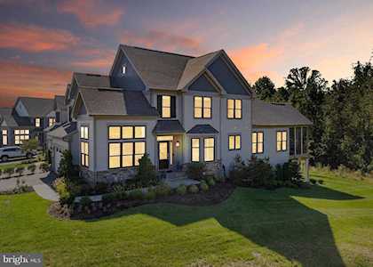 8611 Saint Anthony Dr Severn, MD 21144
