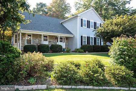 15215 Mcconnell Ct Centreville, VA 20120