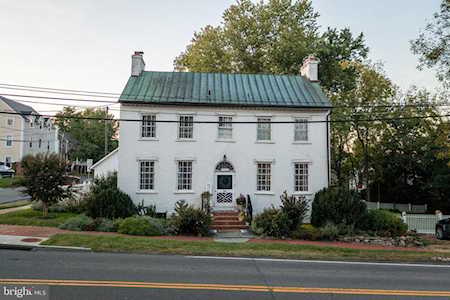 300 Washington St E Middleburg, VA 20117