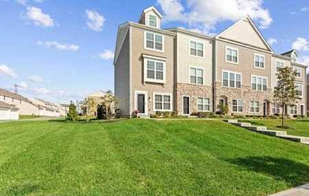 523 Autumn Ridge Circle Pickerington, OH 43147