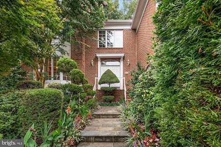6311 Mountain Branch Ct Bethesda, MD 20817