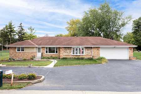26249 W Hickory Ln Ingleside, IL 60041