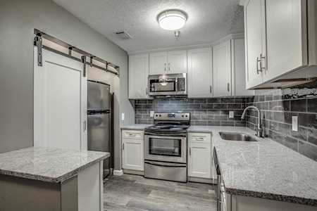 1808 State Street #112 Nashville, TN 37203