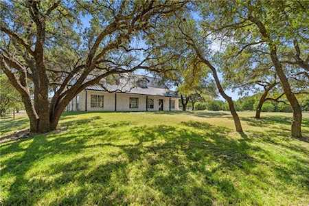 11 Fair Oaks ST Leander, TX 78641