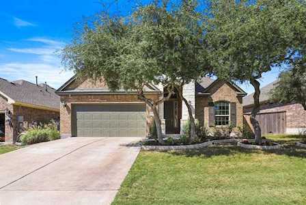 2329 Broken Wagon DR Leander, TX 78641