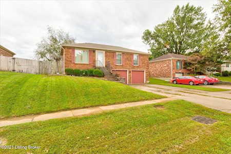 5305 Matterhorn Dr Louisville, KY 40216