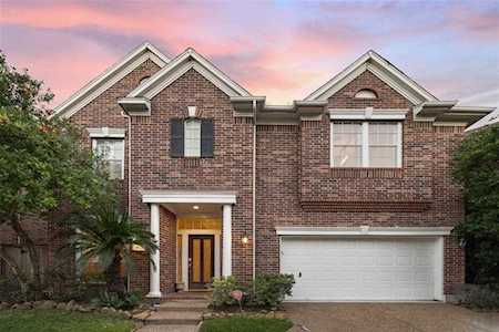 4127 E Northampton Place Houston, TX 77098