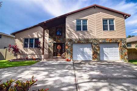 8340 144th Ln Seminole, FL 33776