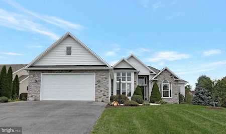6287 Oak Leaf Ln Fayetteville, PA 17222