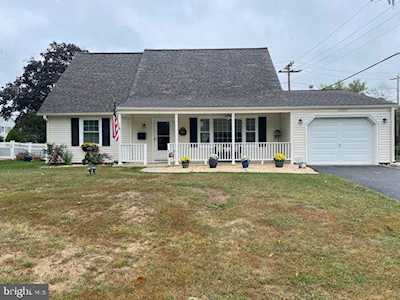 12802 Chesney Ln Bowie, MD 20715
