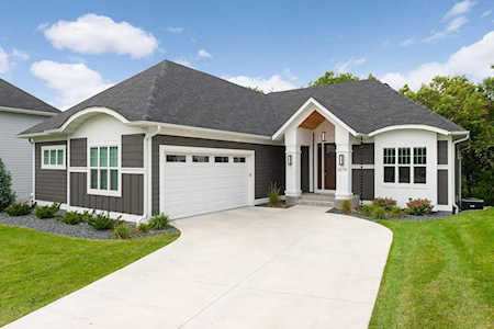 6276 Montee Drive Eden Prairie, MN 55344
