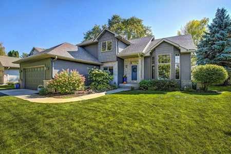 972 Wildflower Court Eagan, MN 55123