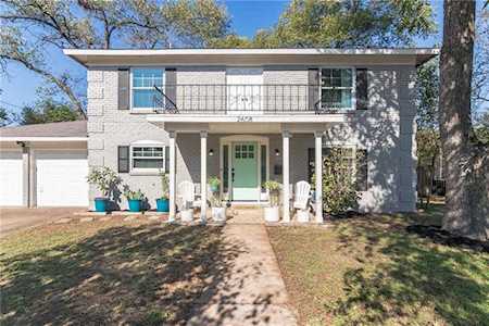 2608 Lansbury DR Austin, TX 78723