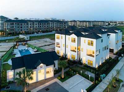 2806 Grand Fountains Dr Houston, TX 77054