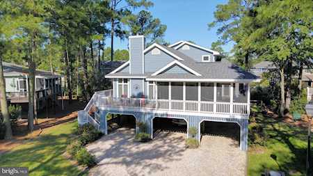 939 Pine Tree Ln Bethany Beach, DE 19930