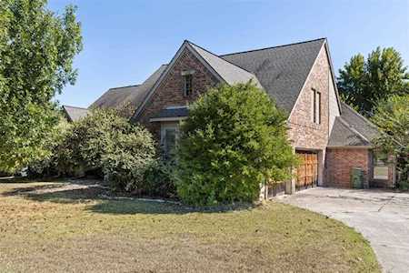 1311 Hat Creek Trail Southlake, TX 76092
